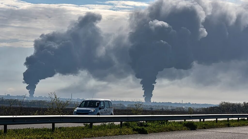 Legkevesebb 21-en haltak meg a csernobili évforduló alkalmából Ukrajnát ért orosz csapásokban