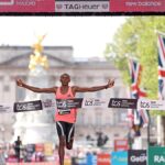 A kenyai Sabastian Sawe lett az első ember, aki kevesebb mint két óra alatt futott le maratont