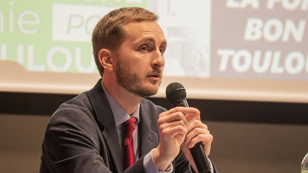 A francia önkormányzati választásokat külföldi beavatkozási vádak sújtották