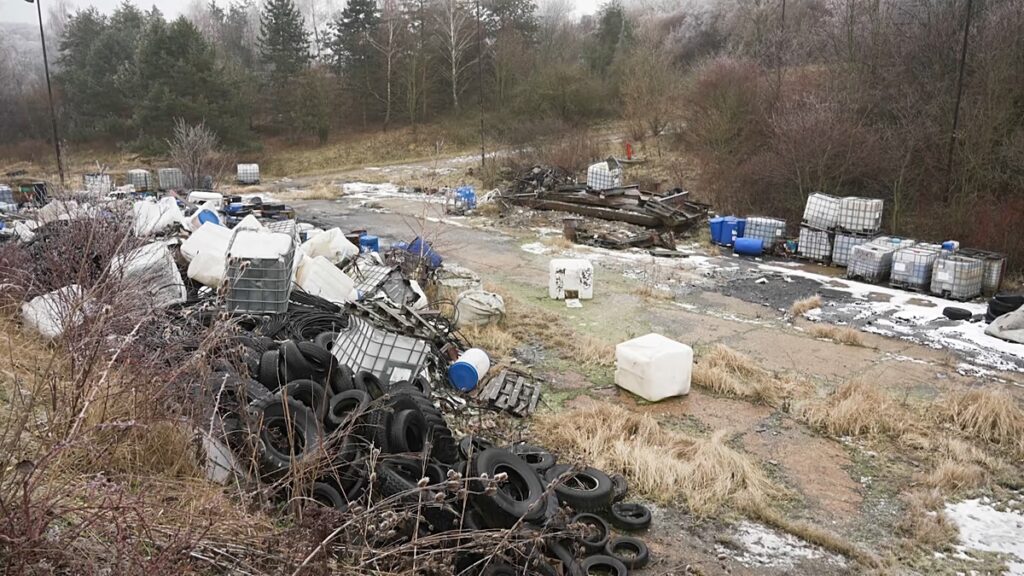 Fizetni a szennyezőket: hogyan állíthatjuk meg a környezeti bűnözőket?