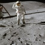 Ismerje meg Charlie Duke-ot, az első Hold-misszió legfiatalabb emberét, aki az Artemis II űrhajósait szurkolja