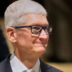 Tim Cook kinevezte utódját, amikor lemond az Apple vezérigazgatói posztjáról