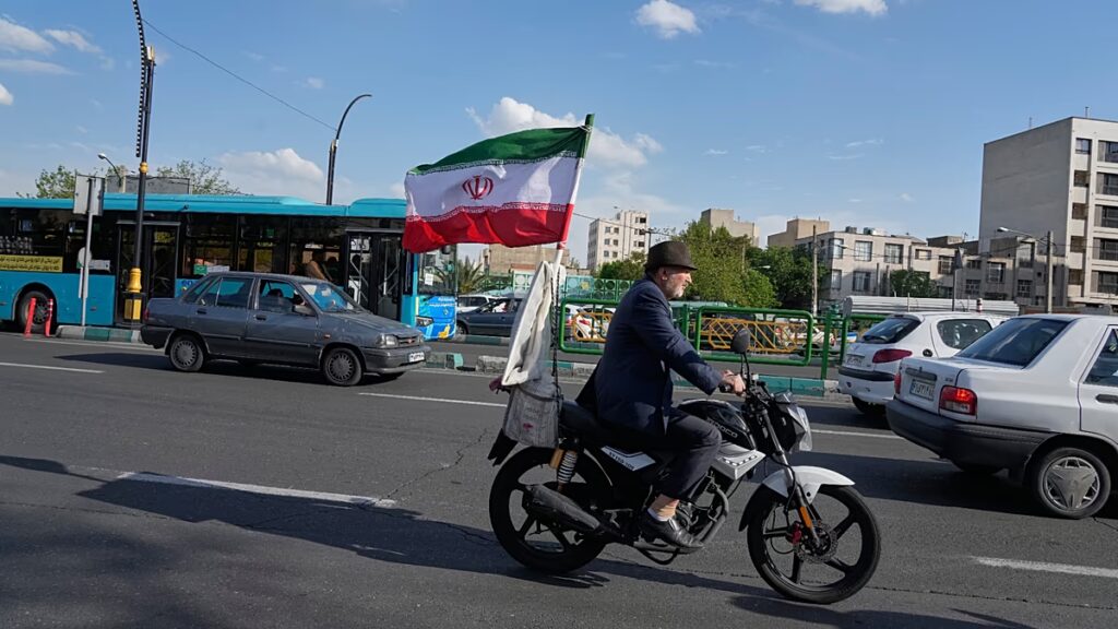 Trump megszigorítja az amerikai tengeri blokádot, mivel az iráni riál rekordmélységre zuhant