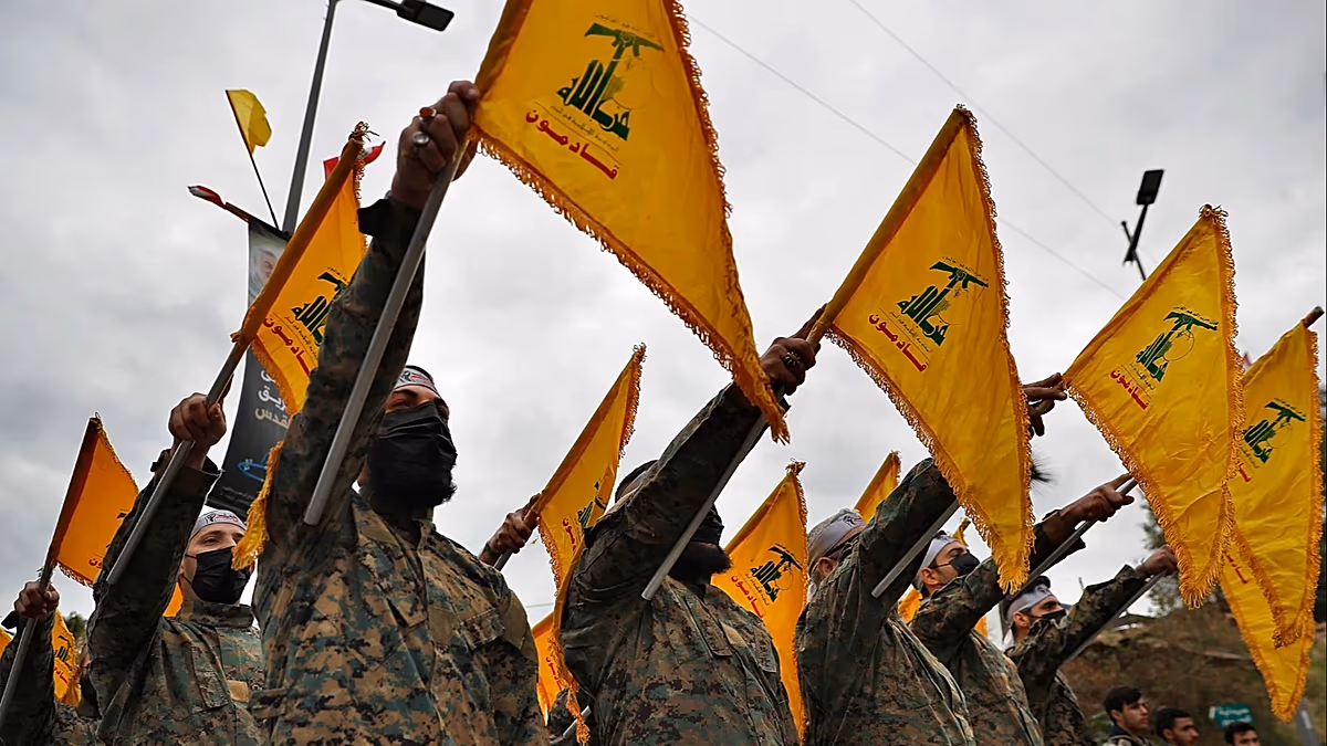 A Hezbollah elleni katonai hadművelet "még mindig nem fejeződött be" - mondta Izrael védelmi minisztere