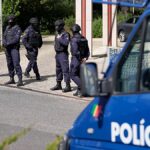 Portugália további 15 rendőrt tartóztatott le a lisszaboni nemi erőszak és kínzás miatti vizsgálat során