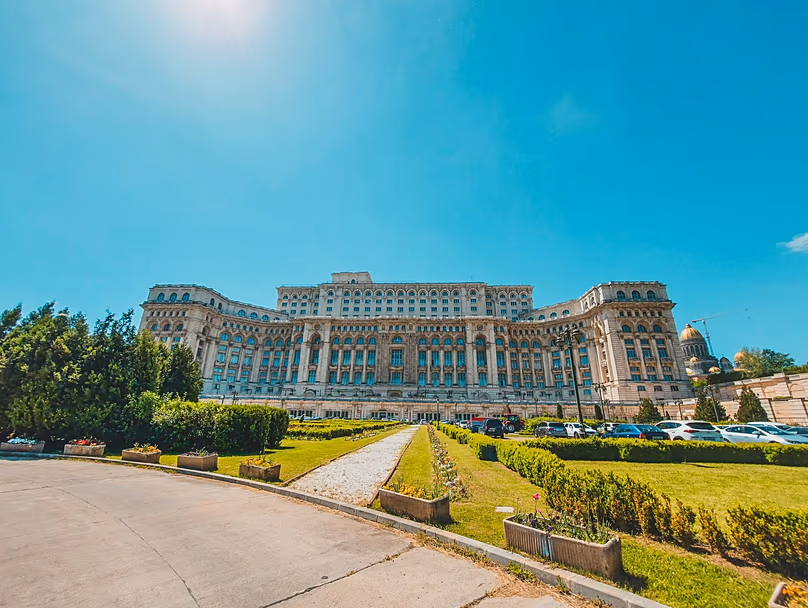 Bukarest ad otthont a világ legnagyobb parlamentjének