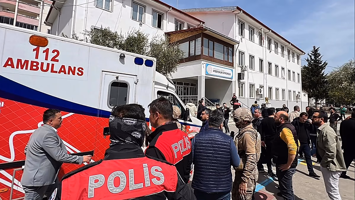 Kilenc meghalt és 13 megsebesült a héten a második törökországi iskolai lövöldözésben – közölte a kormányzó