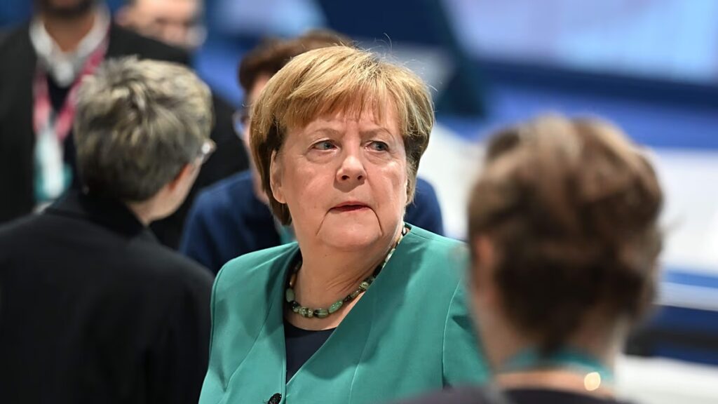 Az EU Merkelt a migrációval kapcsolatos örökségeként tiszteli, Oroszország továbbra is mélyen megosztja