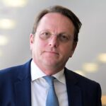 Az EU felmentette a brüsszeli Várhelyit a magyarországi kémkedés miatt