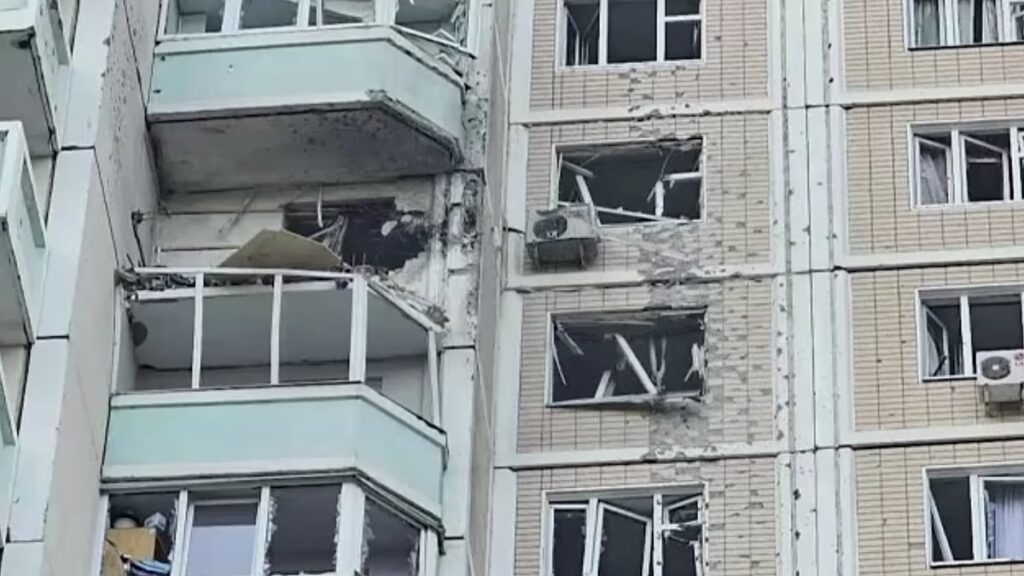 Oroszország szerint az invázió óta a legnagyobb ukrán dróntámadás hárman meghalt Moszkva térségében