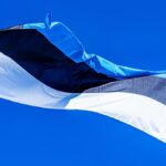 Technorealista megközelítés az MI-műveltségre az észt iskolákban