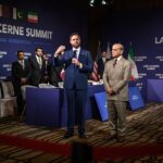 Az Egyesült Államok és Irán nyilvánosan kereskedelmi fenyegetést jelent a Svájcban zajló tárgyalások során