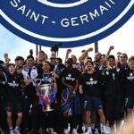 PSG: A Bajnokok Ligája-győztesek a budapesti diadal után Párizsba való visszatérést ünneplik