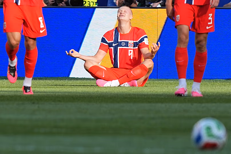 A norvég Erling Haaland csapata nyitógólját ünnepli a világbajnokság I. csoportja elleni Irak elleni mérkőzésén a Boston melletti Foxborough-ban, Mass államban, 2026. június 16-án, kedden.