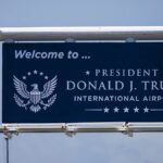 A dél-floridai Palm Beach repülőteret Donald J. Trump nemzetközi elnöknek nevezték át