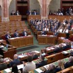 Mentette hivatalából Sulyok Tamás köztársasági elnököt a parlament