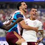 Spanyolország elrontotta a Bastille-napi partit azzal, hogy 2-0-ra legyőzte Franciaországot és bejutott a világbajnokság döntőjébe