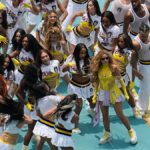 Shakira világítja meg a színpadot, amikor elkezdődik a világbajnokság Mexikóvárosban