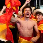 A spanyol szurkolók Belgium győzelme után ünneplik a világbajnokság elődöntőjét