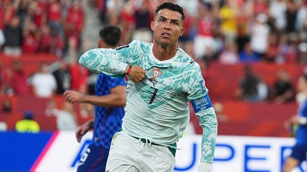 Azt mondta, hogy „Bismillah”? Cristiano Ronaldo tizenegyes suttogása globális vitát vált ki