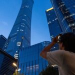 Kisrepülőgép zuhant Peking legmagasabb épületébe