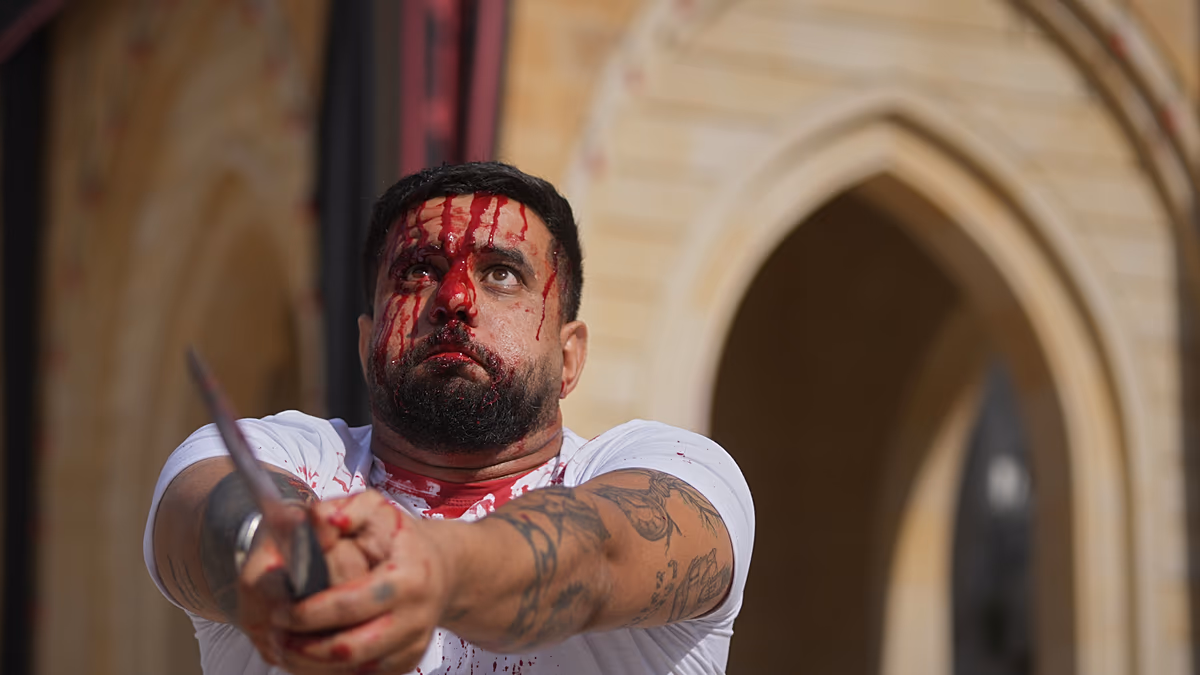 Libanon: ezrek nyomják Ashoura-t Nabatiehben az izraeli csapások által hagyott romok között
